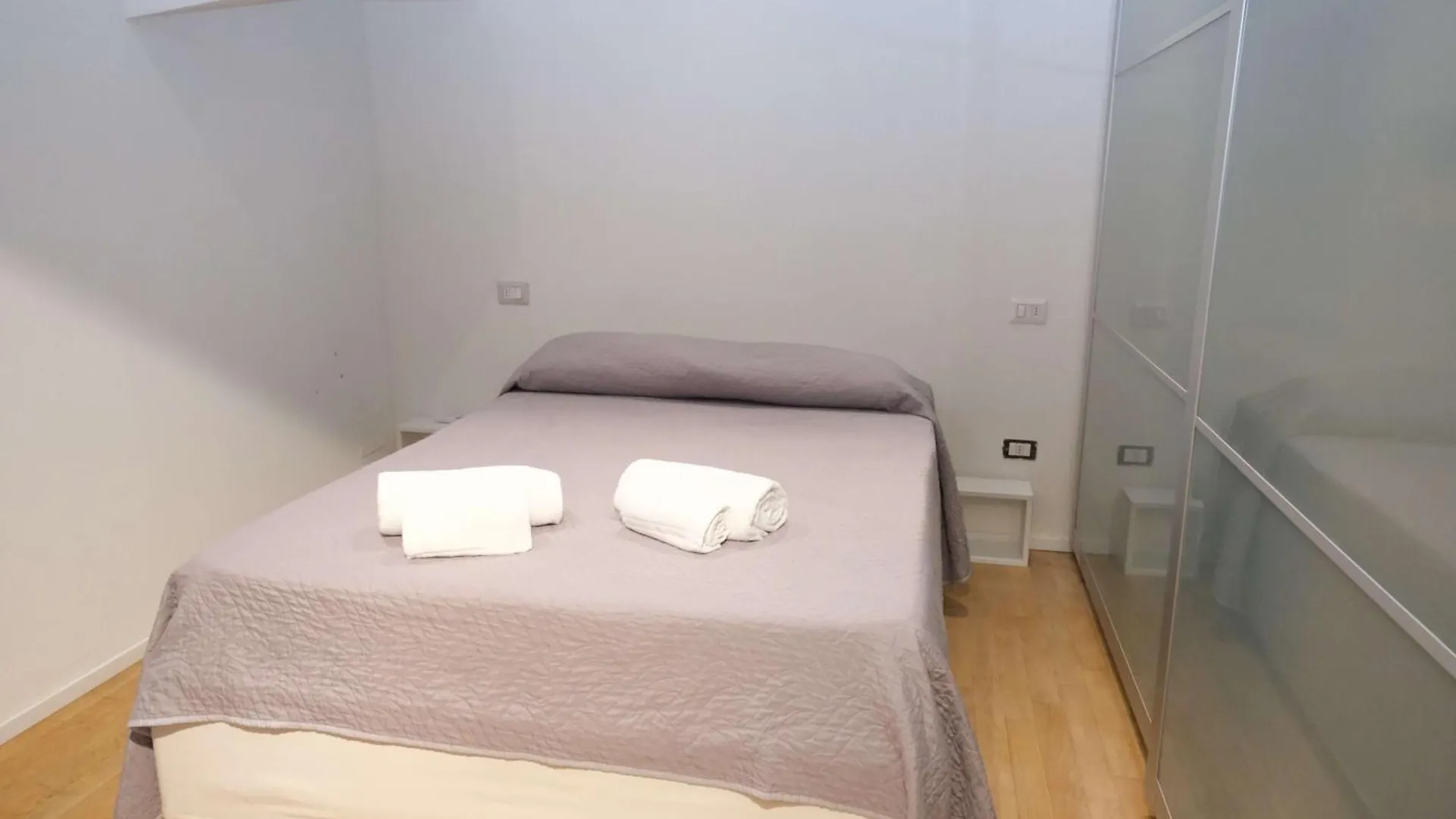 Apartment Case Vr Holiday Attico Di Lino Verona