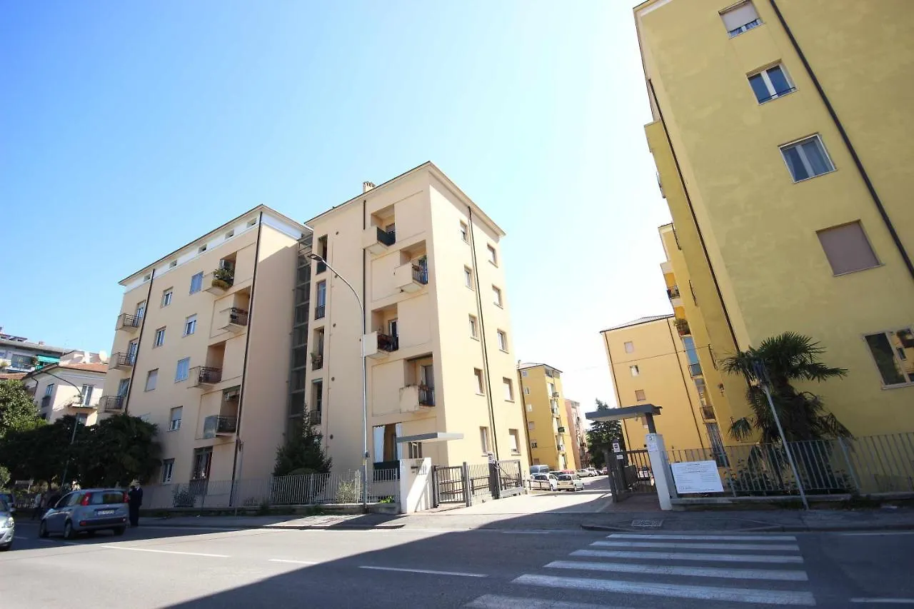 Case Vr Holiday Attico Di Lino Verona 0*,  Italy