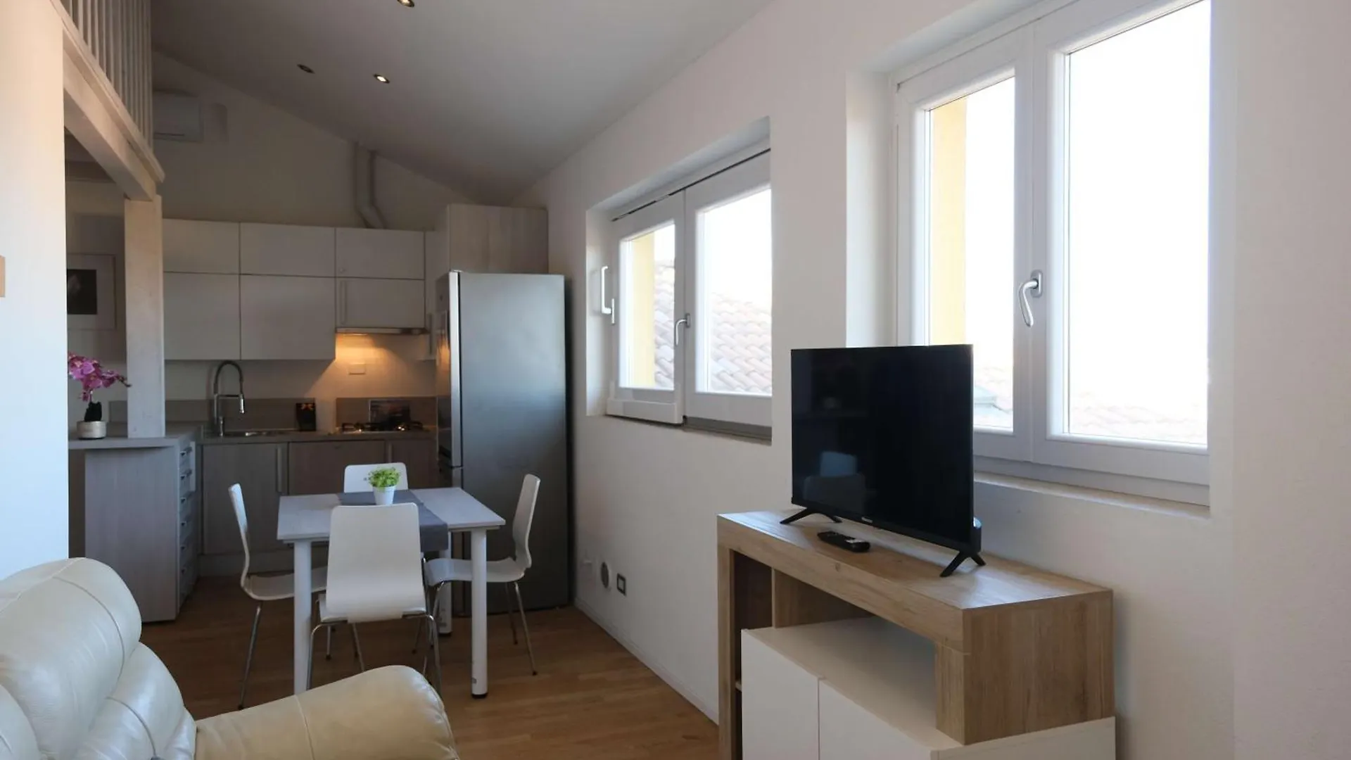 Apartment Case Vr Holiday Attico Di Lino Verona