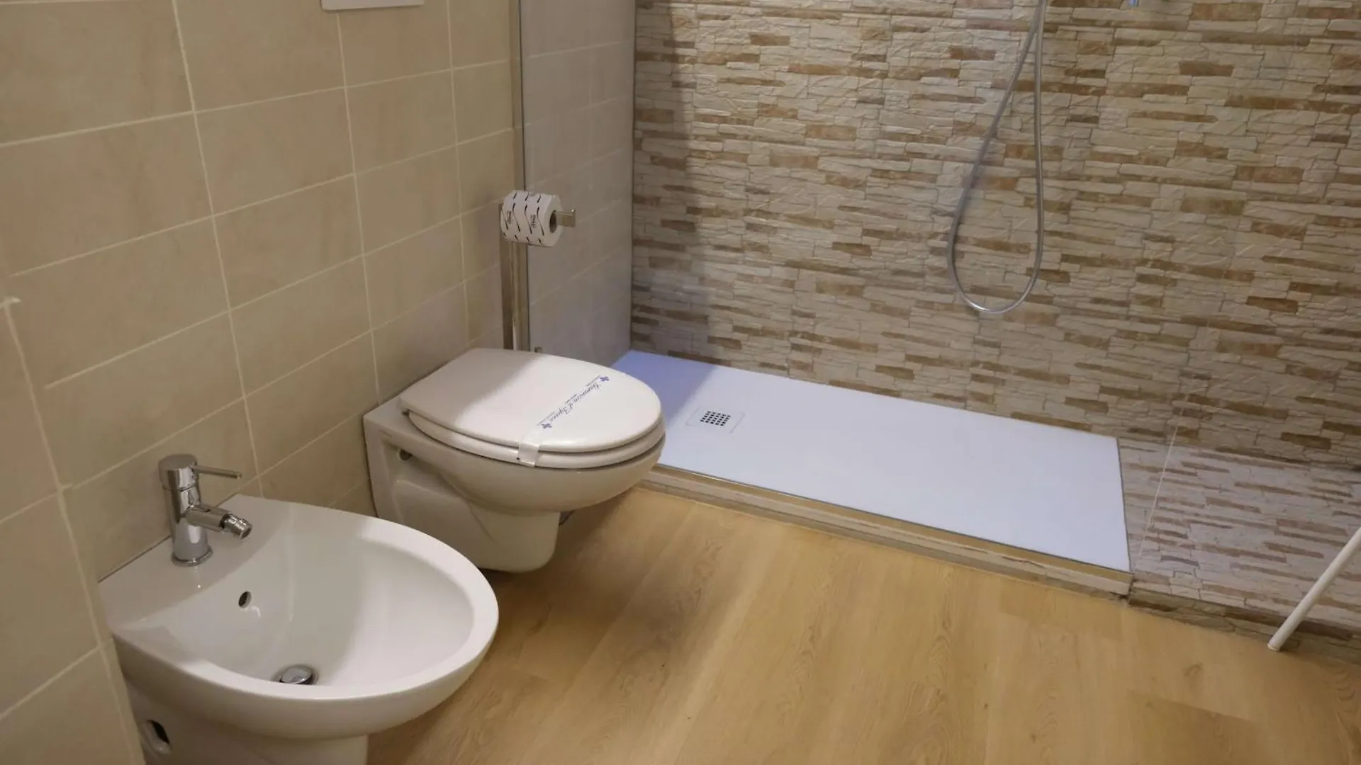 Case Vr Holiday Attico Di Lino Verona